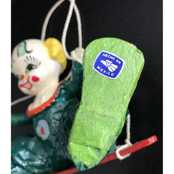 Mexican Paper Mache Vintage Folk Art Clown On Swing - Picture 8 of 9